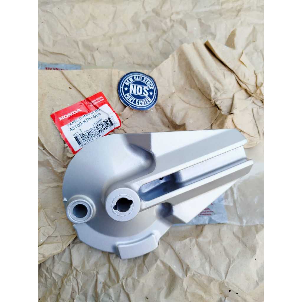 PANEL TUTUP TROMOL TEROMOL BELAKANG SILVER HONDA KHARISMA KARISMA 125 KIRANA ORIGINAL ORISINIL ORI A