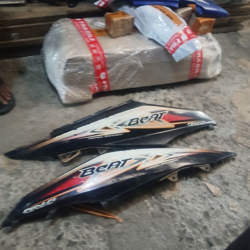 cover bodi belakang samping kanan kiri Honda beat fi tahun 2013/2014 original