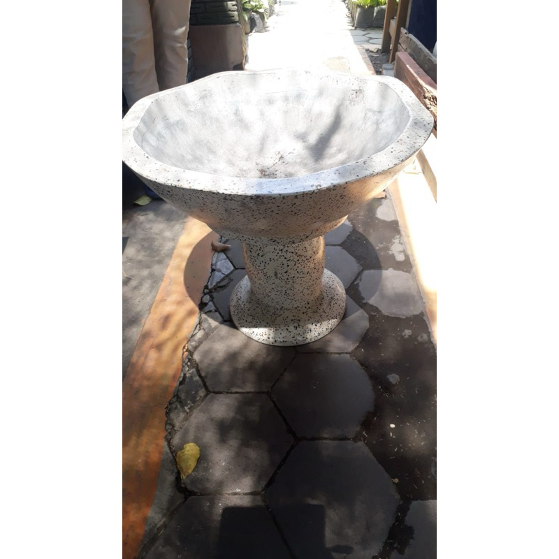 POT TERASO TERATAI / POT TERATAI