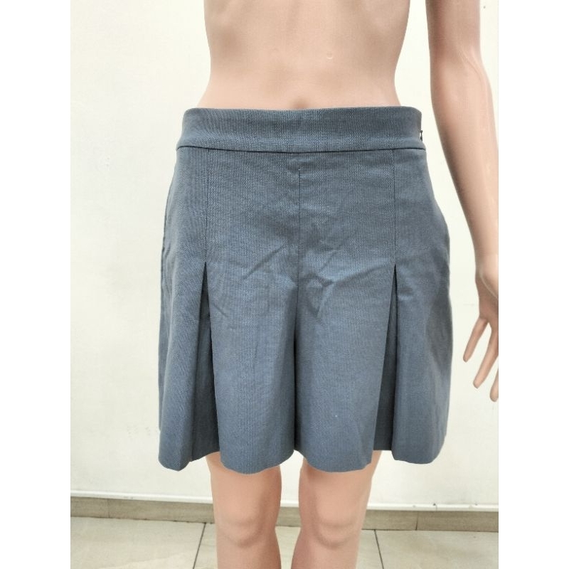 PRELOVED CELANA ROK UNIQLO