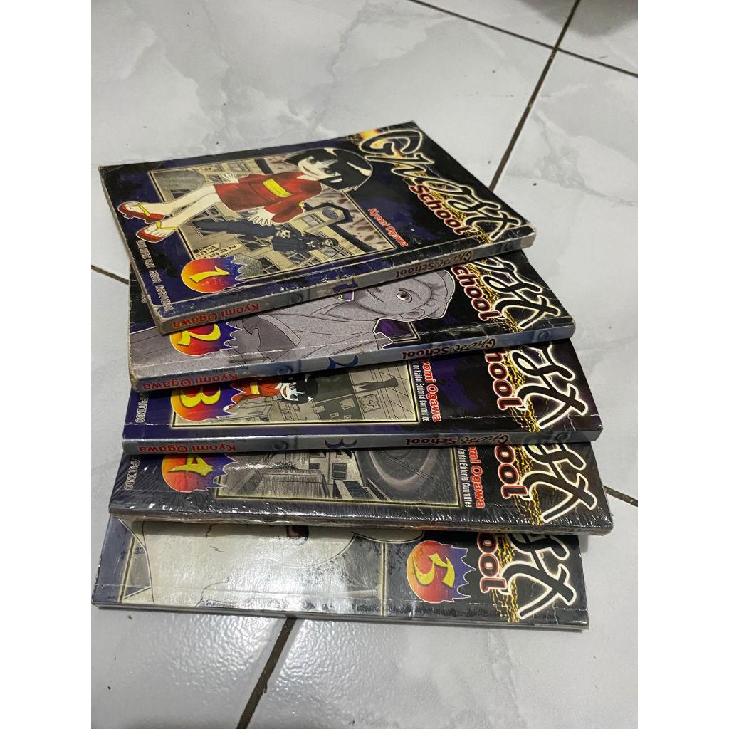 Komik Ghost School 1-5 tamat - Kyomi ogawa