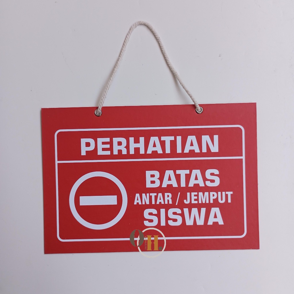 

Hard Poster Batas Antar/Jemput Siswa - Sekolah - Perhatian Antar/Jemput Siswa