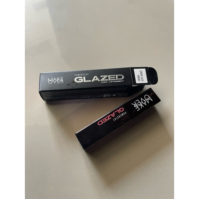 MAKE OVER POWERSTAY GLAZED - PRELOVED