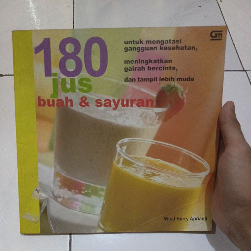 Buku 180 Jus Buah & Sayuran