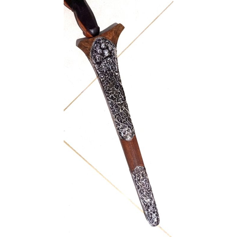 Warangka keris motif sandang walikat