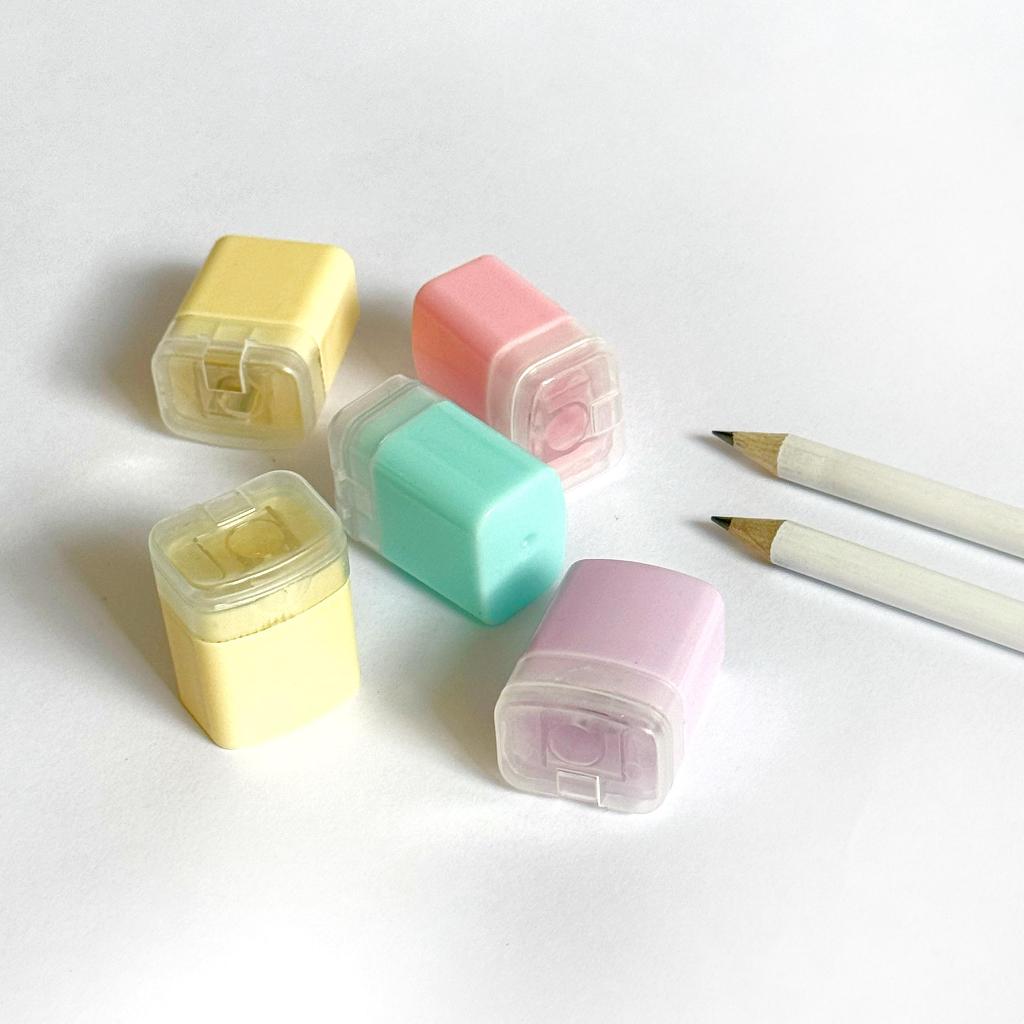 

Rautan Serutan Sharpener Pensil Putar Lucu Berwarna Colorful Dengan Penutup