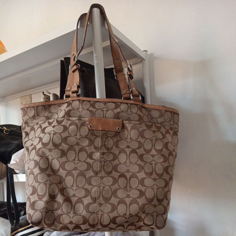 coach Hampton hobo signature preloved