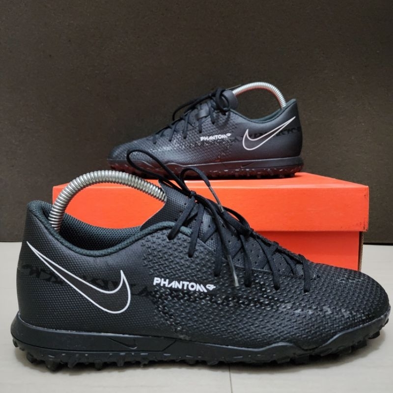 Sepatu,Sneakers Nike Sepatu Futsal Phantom GT2 Club TF - Hitam [DC0821-001]