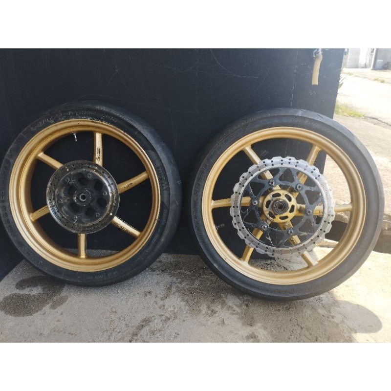velk Rcb  ninja rr/r