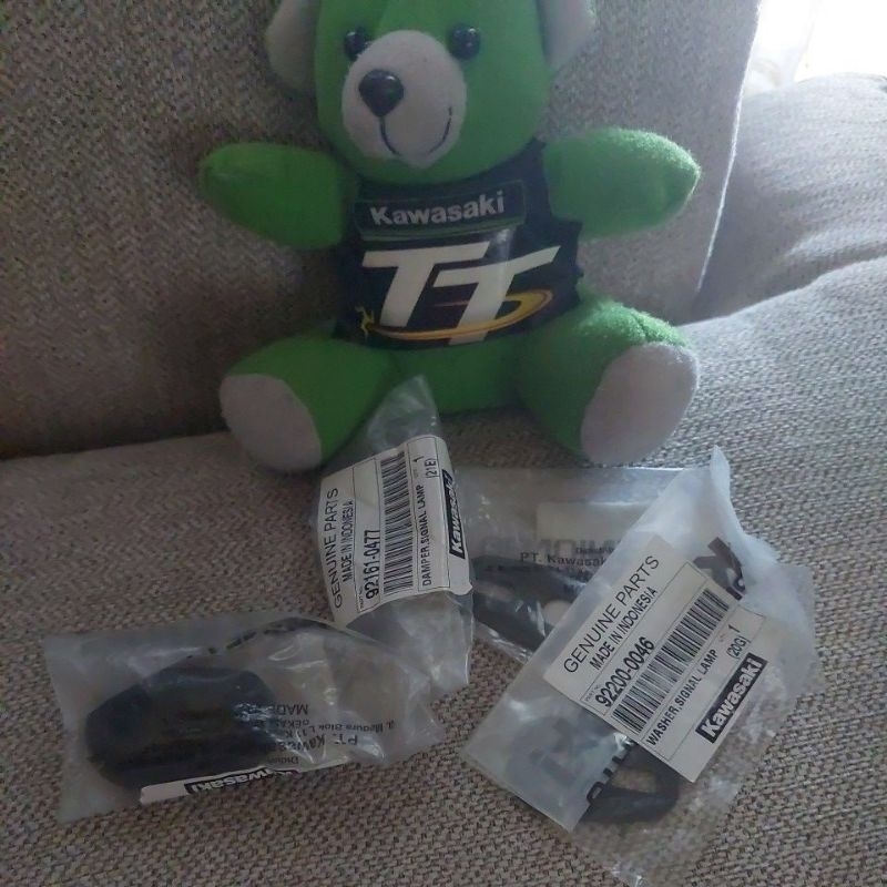 bantalan sein belakang ninja r ss satu set