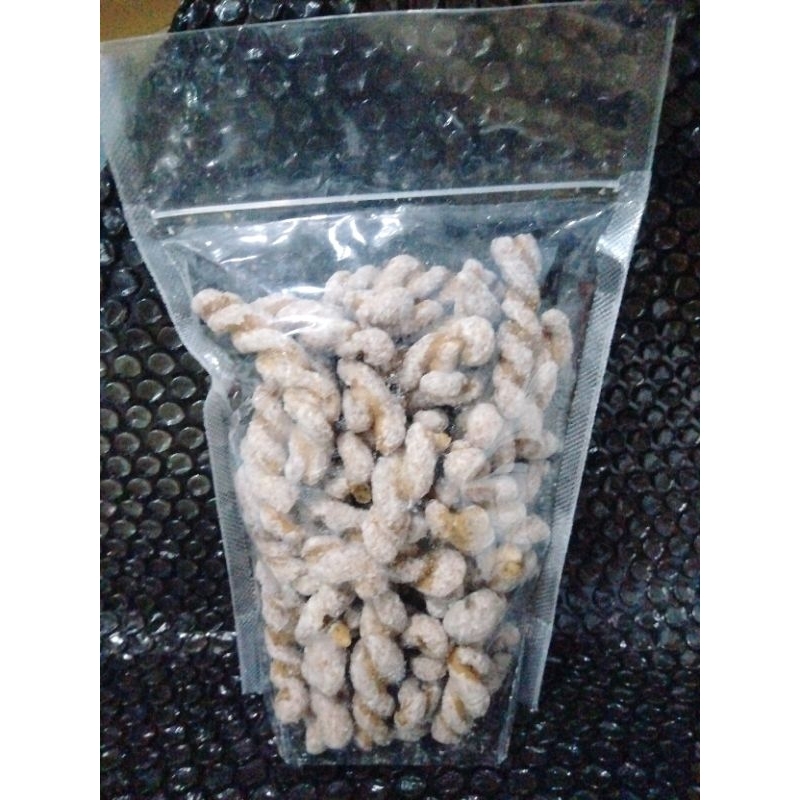 

Putar putar/uttir uttir manis dan renyah