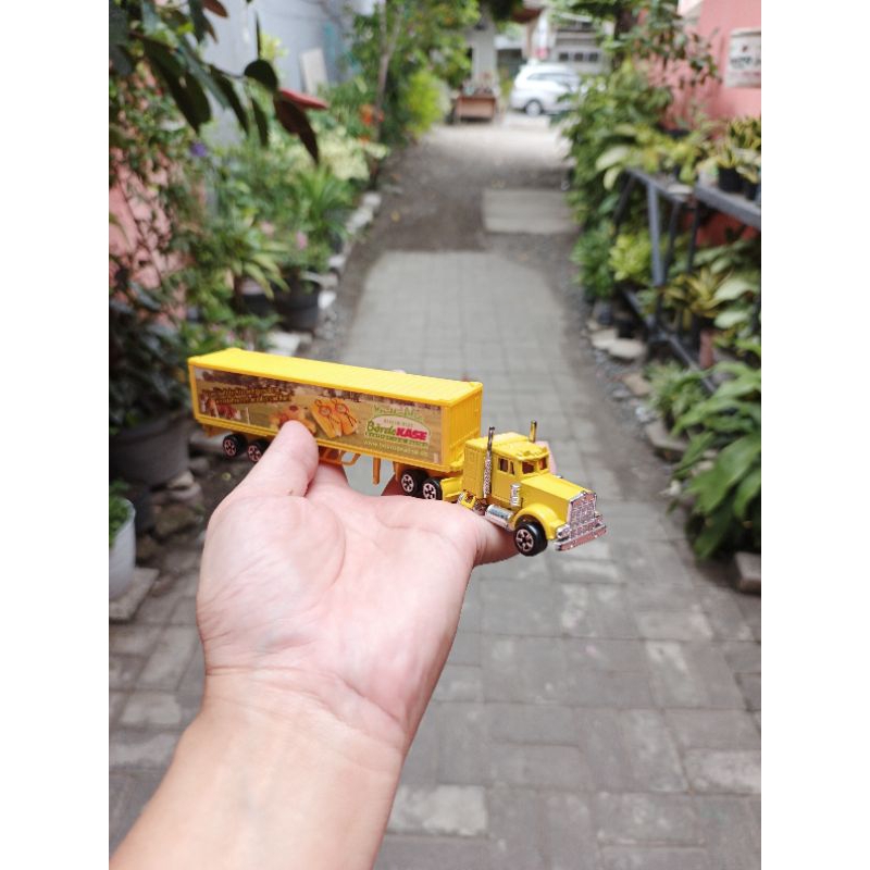 Majorette Truck Trailer Kenworth Loose Diecast