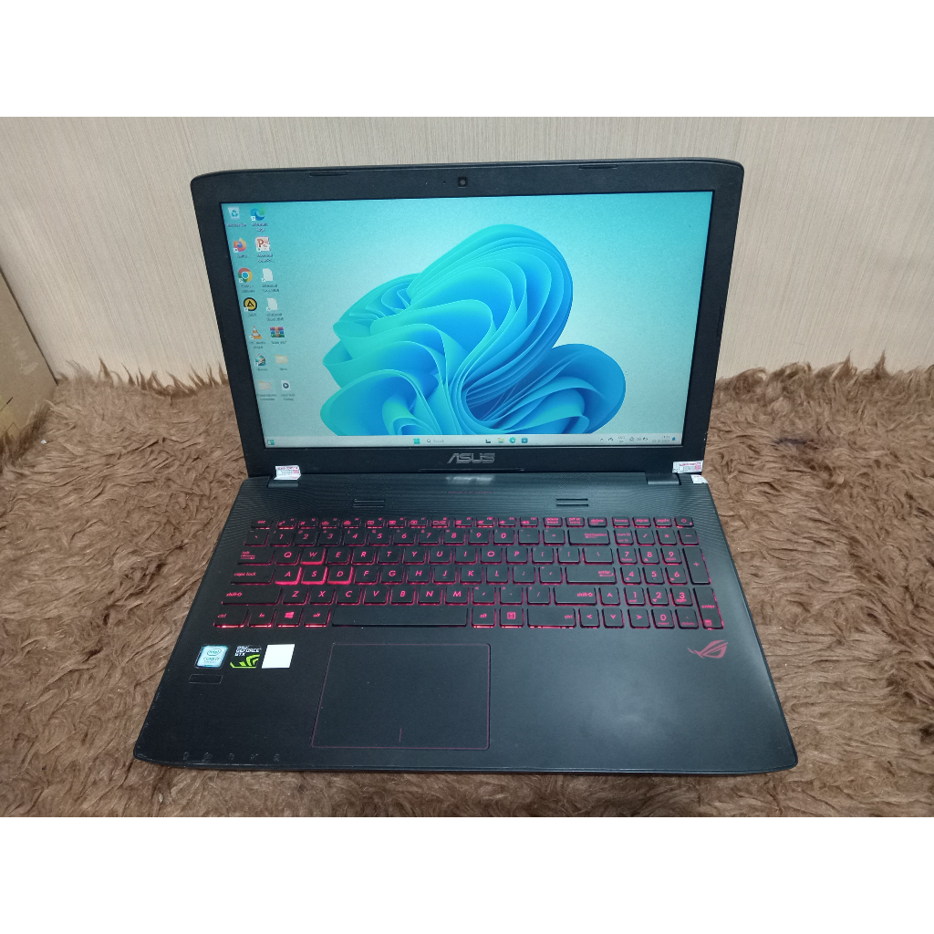 Laptop ASUS GL552V REPUBLIC OF GAMERS ram 8gb 280gb ssd 1tb hdd core i7 NVIDIA GEFORCE GTX 950M NO M