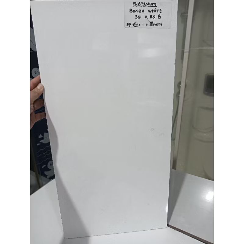 keramik dinding Platinum Bonza White 30x60 kw2 /dus (kilap putih)
