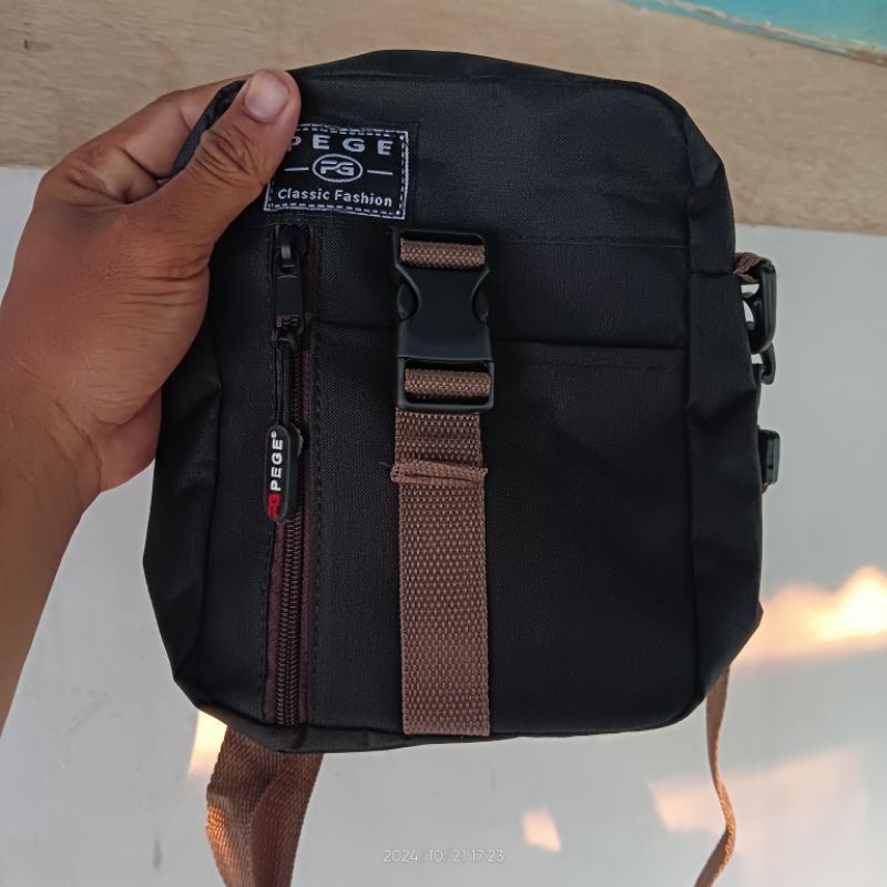 tas selempang pria pege