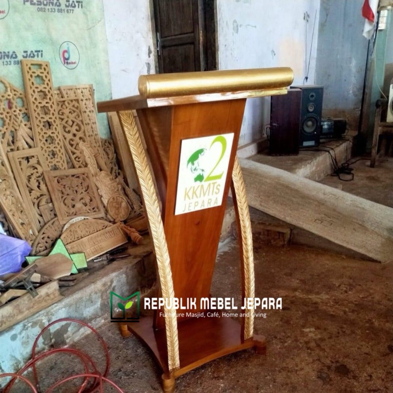 Mimbar Podium Pidato Kayu Jati