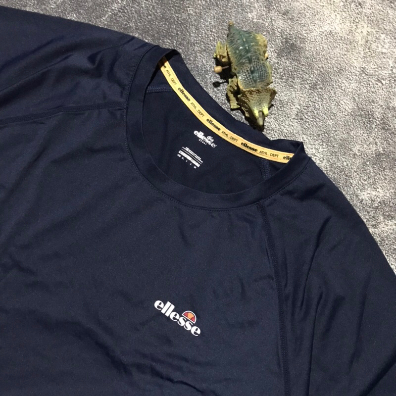 [Thrift] Baju Jersey Ellesse Like New