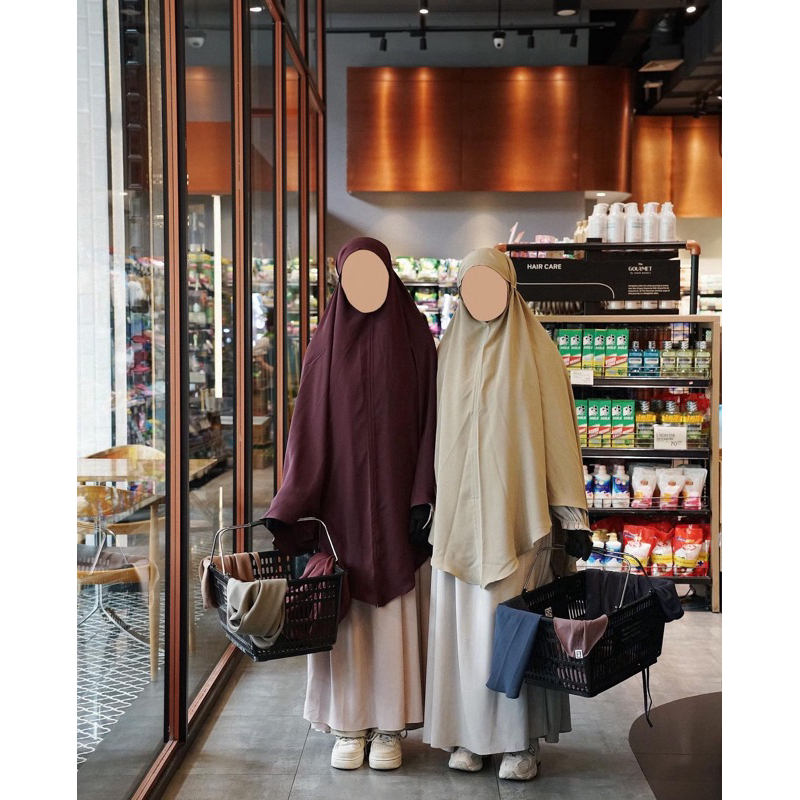 Preloved Classberg Elmadina Winetasting & Odyssey Grey (BACA DESKRIPSI)