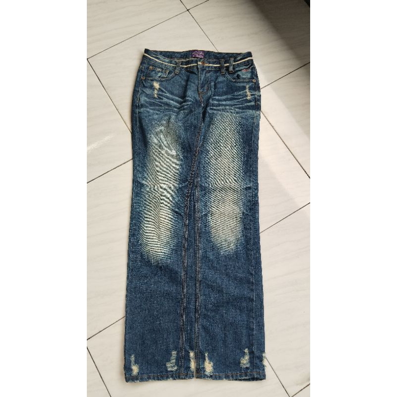 Jeans judol Denim