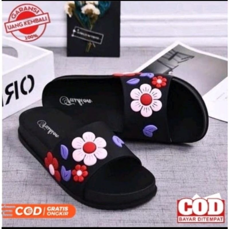 sandal slop karet wanita kekinian