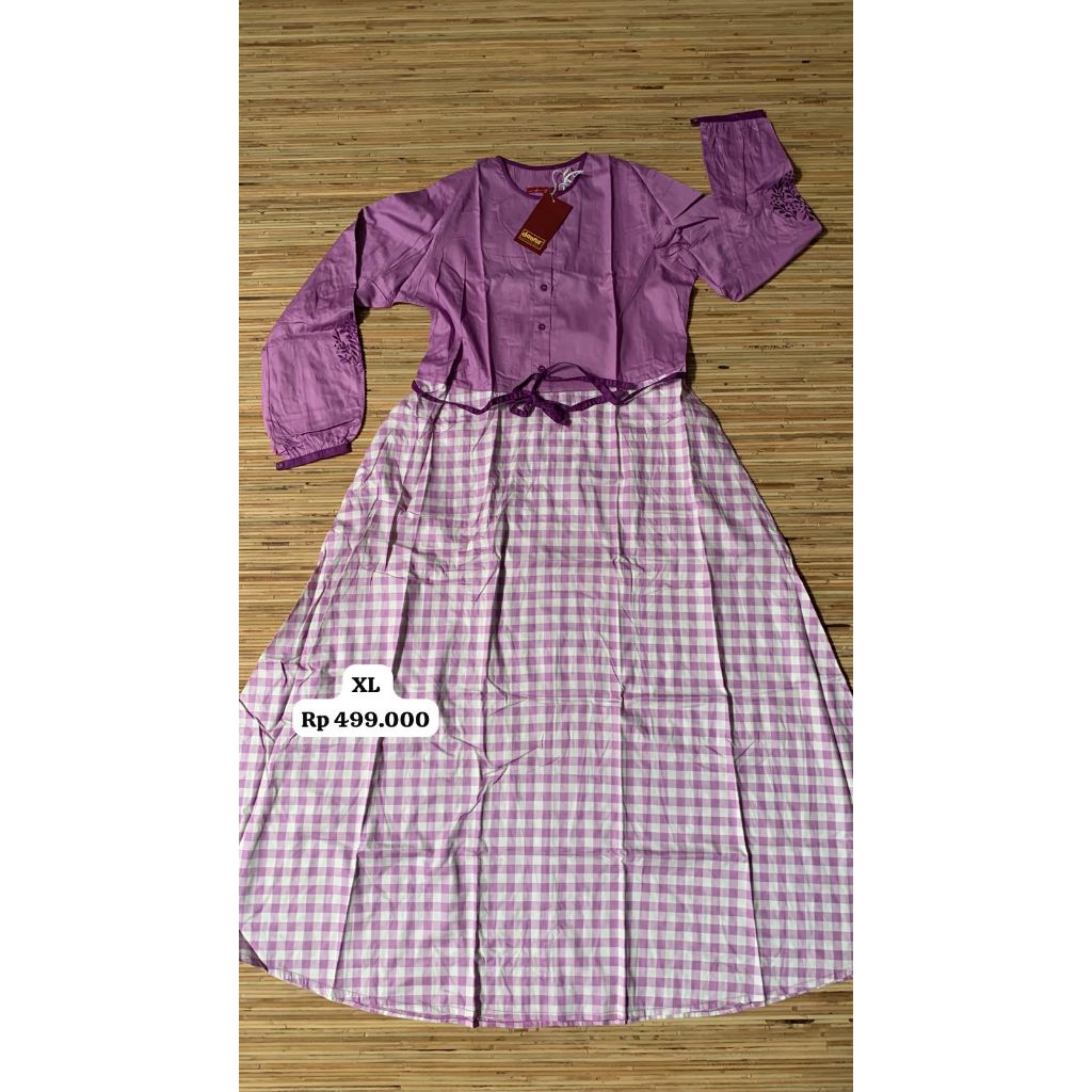 saleee saleee saleee by RUMAH DANNIS COLLECTION