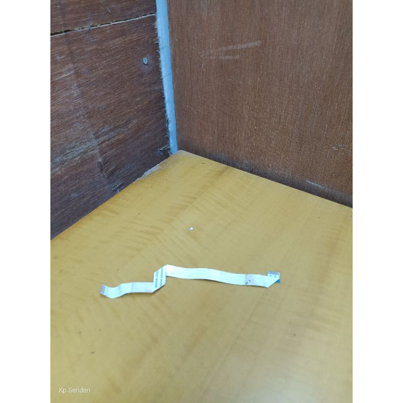 Fleksibel Connector Touchpad Laptop Toshiba Satellite L40-A