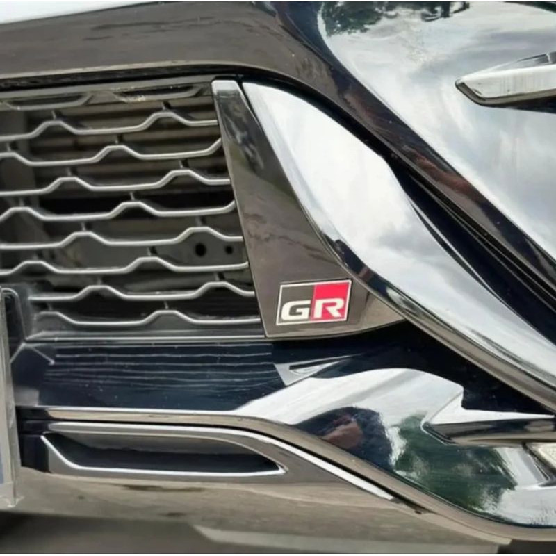 Emblem grill fortuner legender gr sport