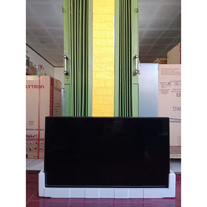 POLYTRON 43INC ANDROID TV
