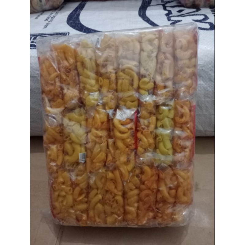 

Makaroni ER Viral level pedas 1/10 isi 24pcs paket hemat