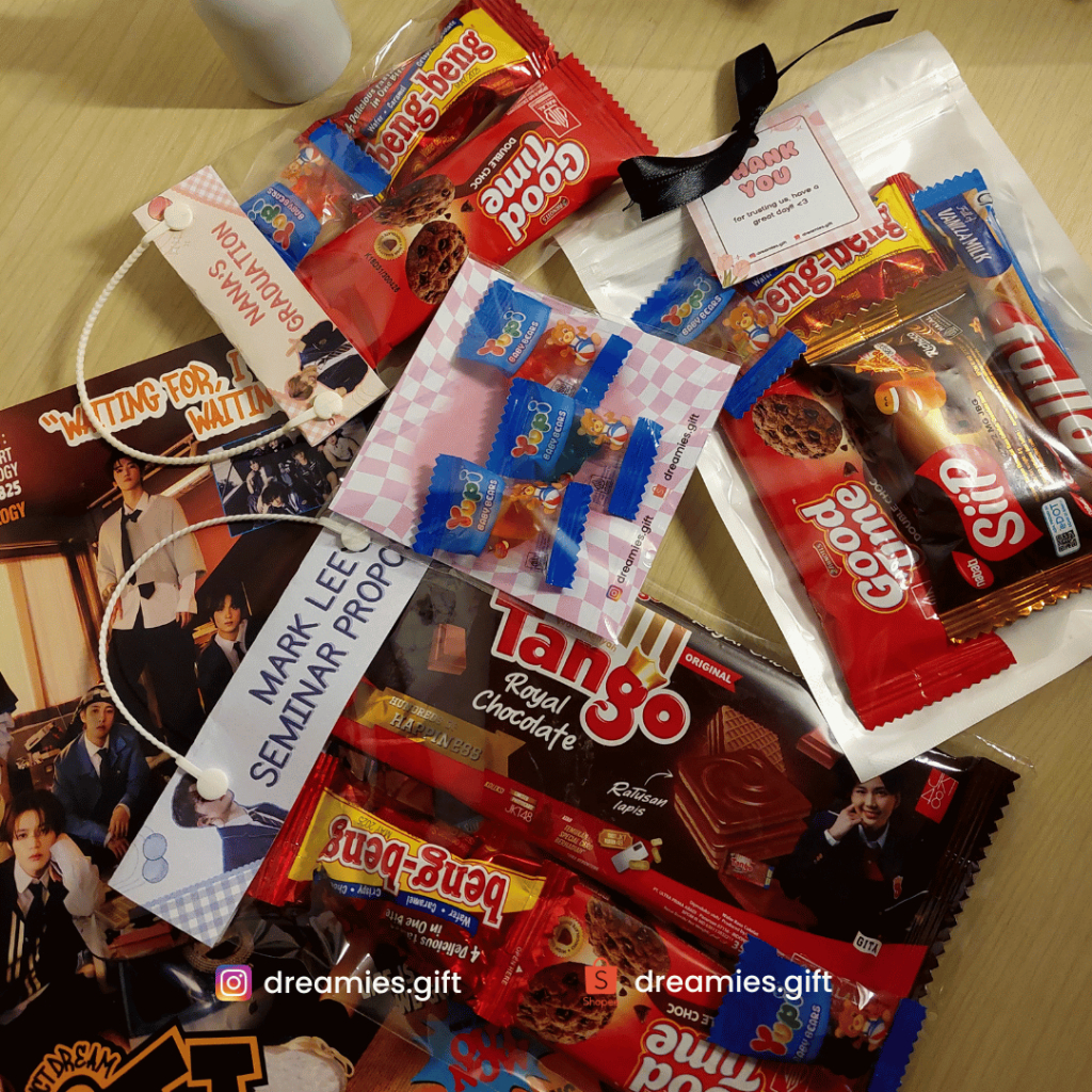 

MINI SNACK HAMPERS ULTAH DAN SEMPRO MURAH