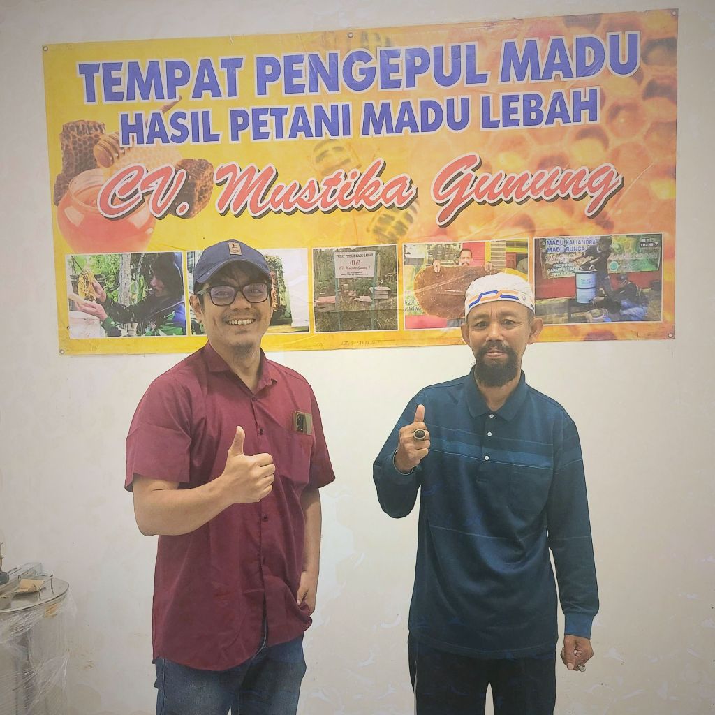 

Madu Mustika Gunung 100% Murni Asli Original Raw Honey Tanpa Campuran dari Hutan Garut Selatan