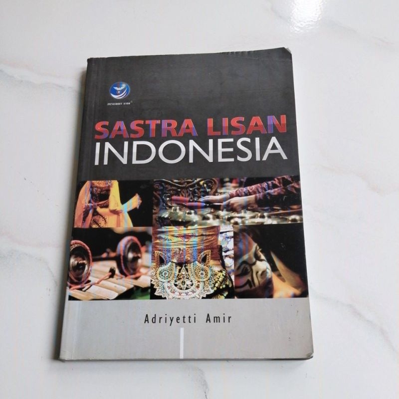 buku sastra lisan Indonesia
