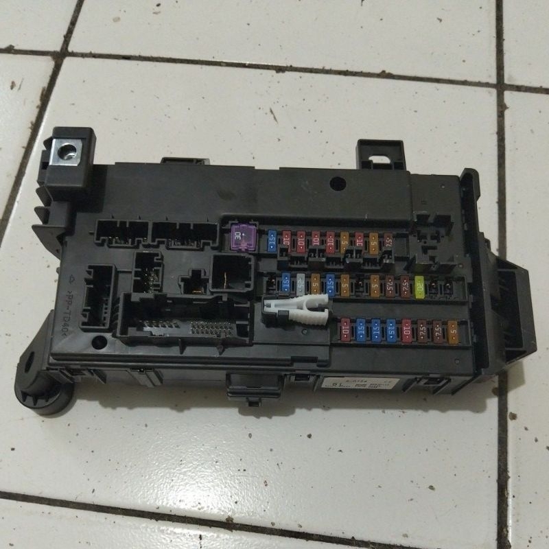 Bcm Box Sikering Sikering Toyota Grand New Avanza Xenia 82600-BZA30 / BZA50