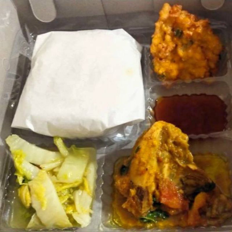 

Paket Nasi Ayam Woku