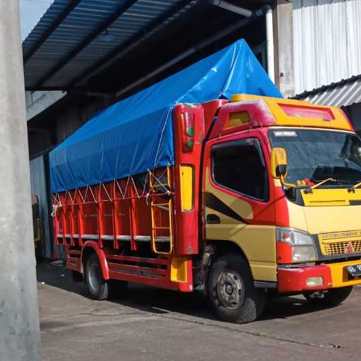 Terpal truk semi karet merek Royal Crown  ukuran 4.5 m x 7.5 m bersih / terpal truk