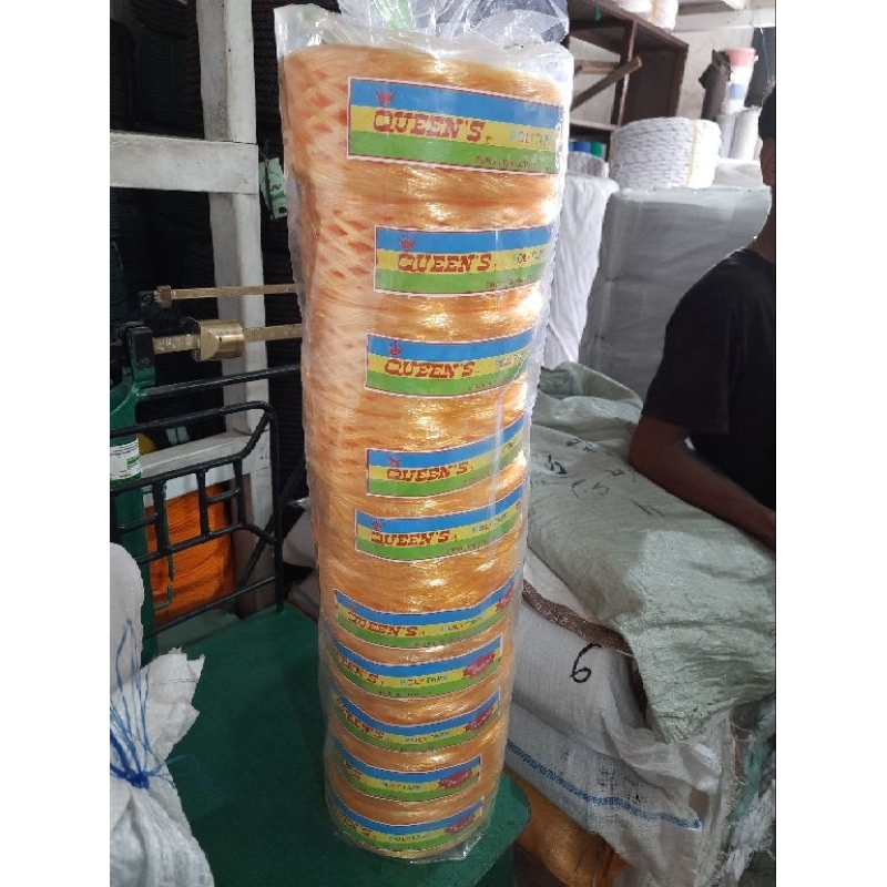 

Tali plastik warna/tali rafia warna merek Queen 2kg