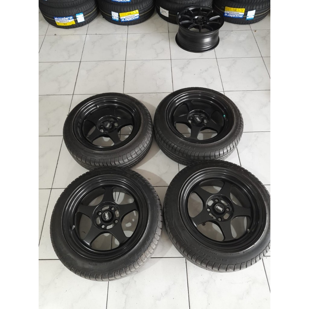Velg Mobil Bekas Ring 15 Lubang Baut 4 SLEEKY SPOON R15X7 8X100-114,3 BAN 195 50 R15