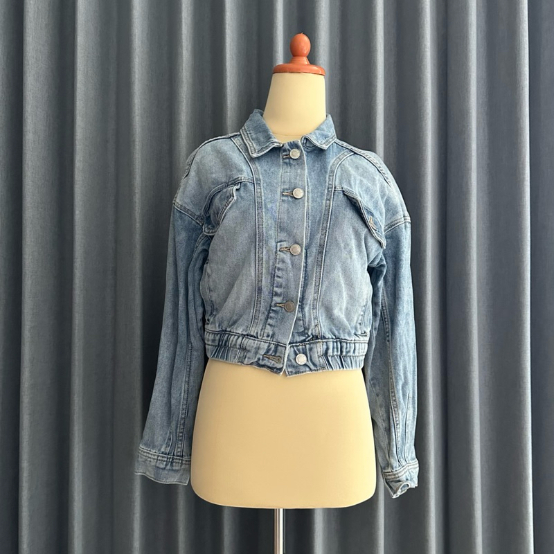 𝙋𝙍𝙀𝙇𝙊𝙑𝙀𝘿 Light Denim Blue Crop Blazer Jacket Button Outer Jeans Fashion Wanita Kekinian