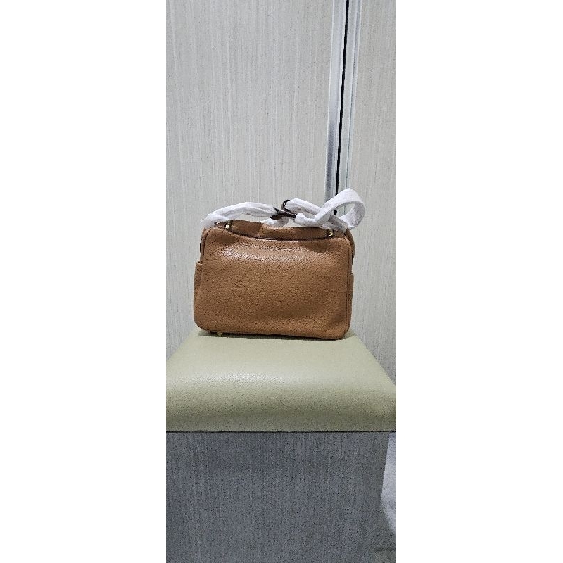 Tas Khremes lindy