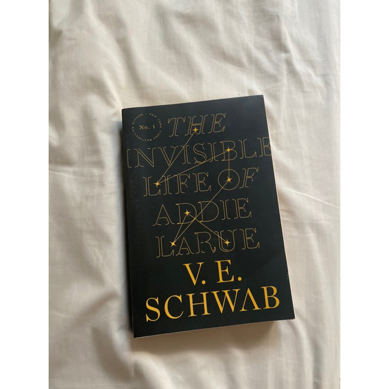 [PRELOVED] The Invisible Life of Addie Larue