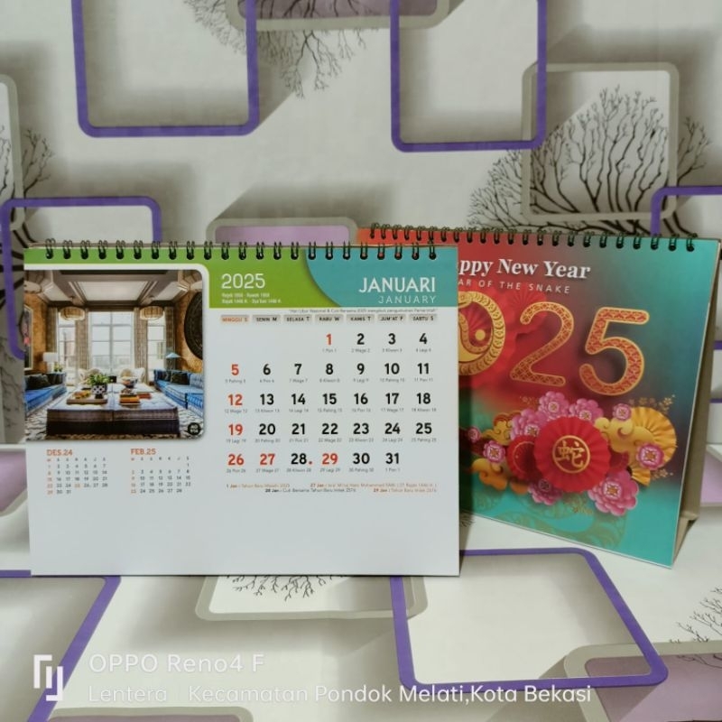 

kalender meja interior 2025
