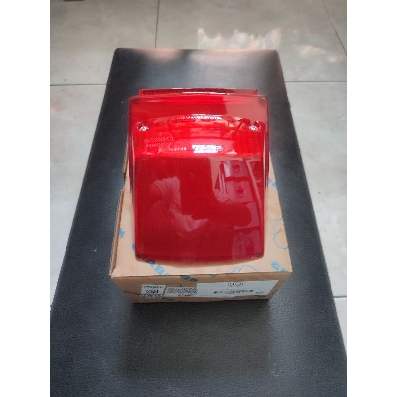stoplam vespa pts lampu stop vespa pts original siem italia