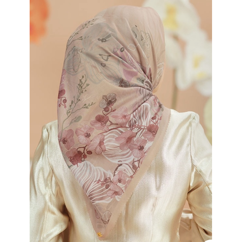 Preloved Buttonscarves x Sarsof Orchide - Rugby Tan