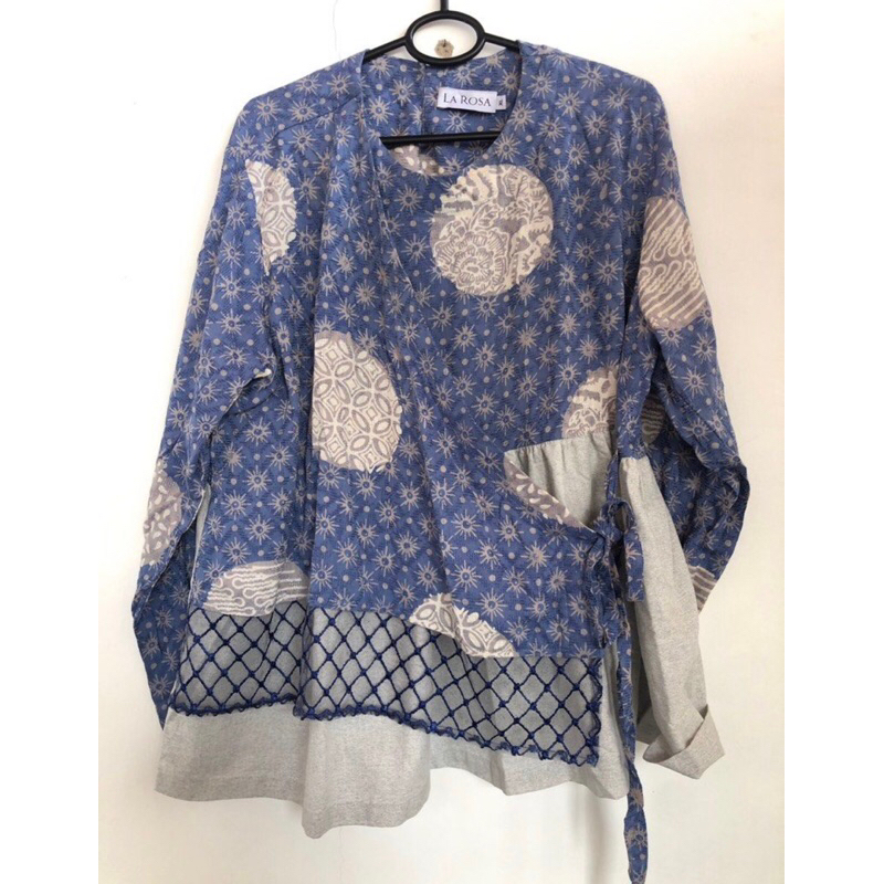 atasan blouse batik la rosa modern