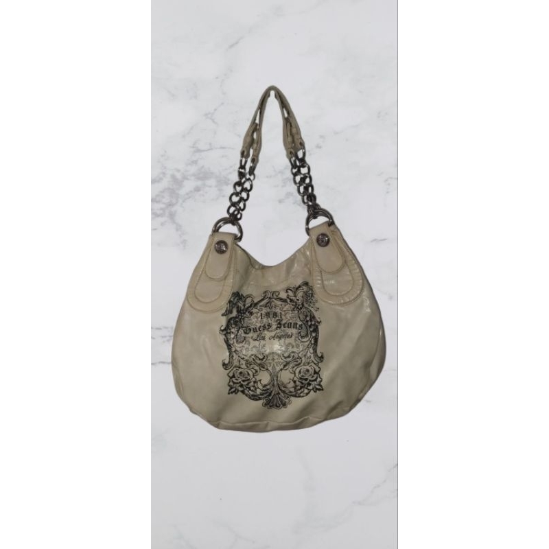 Tas guess jeans tas bahu wanita putih preloved .