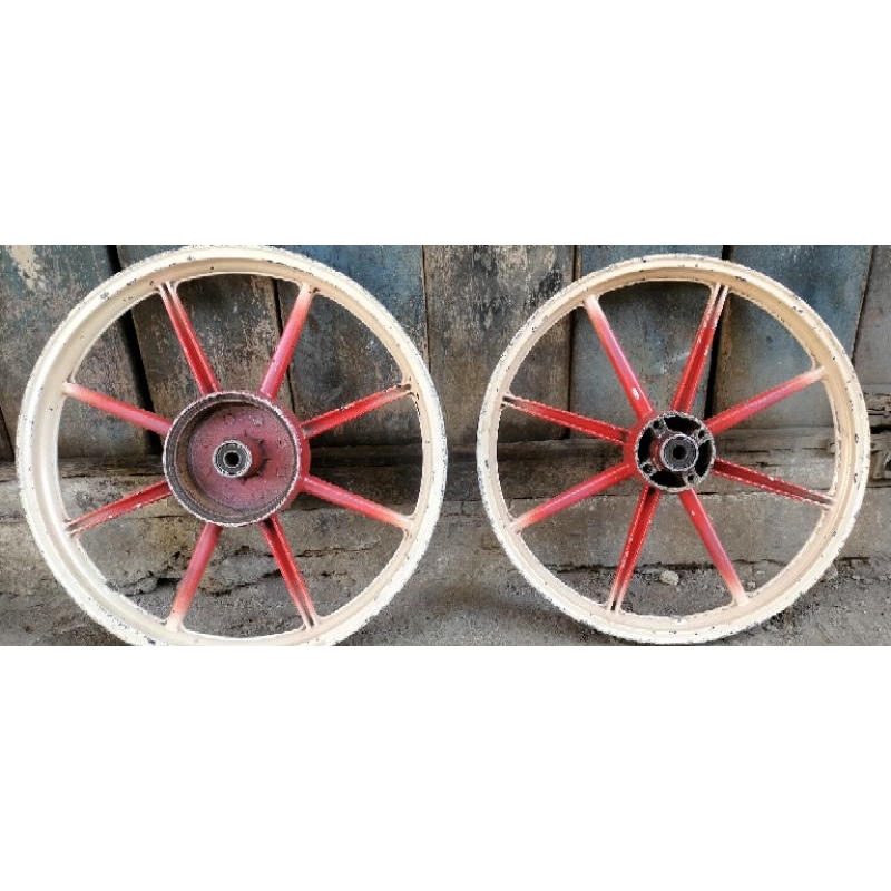 Velg palang 8 ring depan 17 belakang 18 RX KING