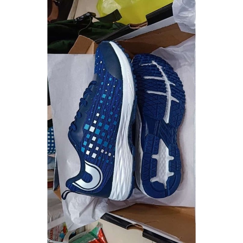 SEPATU OLAHRAGA TNI AL