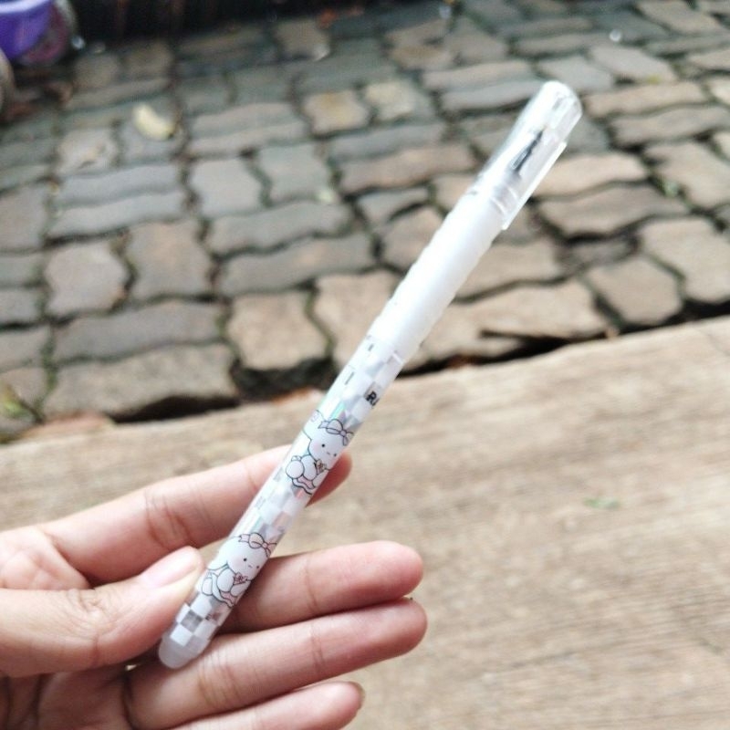 

pulpen jel rabbit lucu