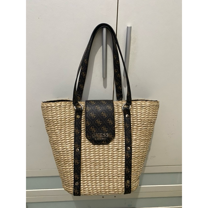 Tas Pantai Vintage Guess (preloved)