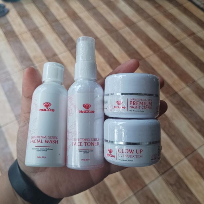 MAXIE GLOW SKINCARE ORIGINAL (KEMASAN BARU) / MAXIE GLOW